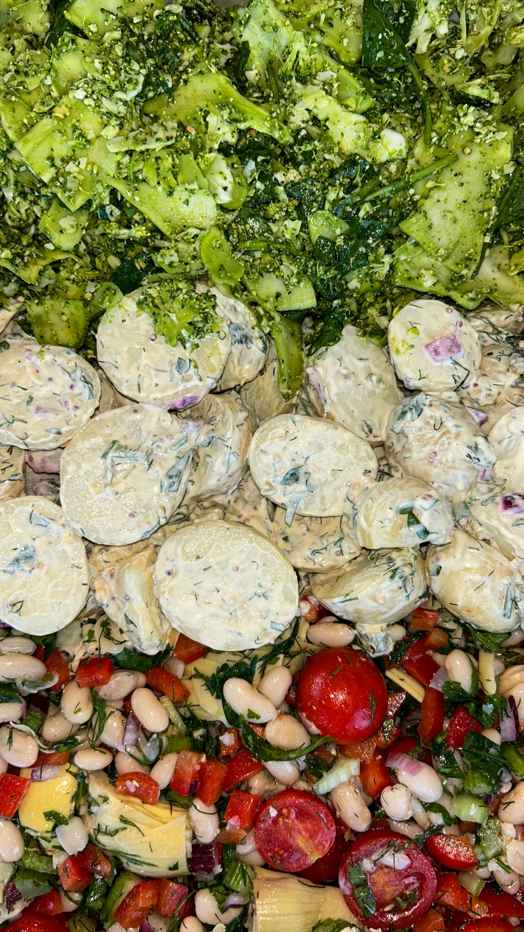 Medium Salad Box for 15-20 people